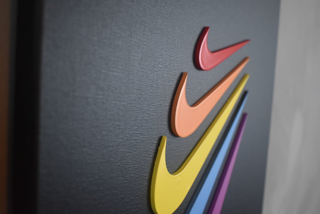 5 LOGO SWOOSH "COLORFULL" BLACK
